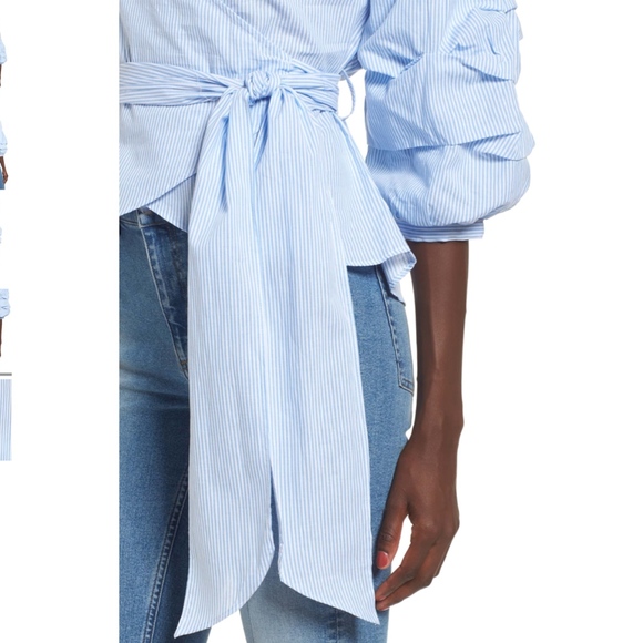 Socialite Bubble Sleeve Wrap Top (Size:L) - Picture 2 of 5